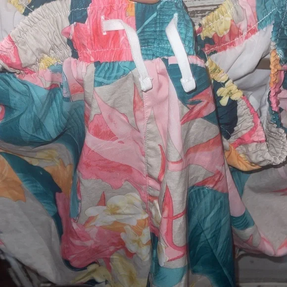 NWOT old navy active shorts with pink green orange yellow flowers size 3x nice - Picture 7 of 7